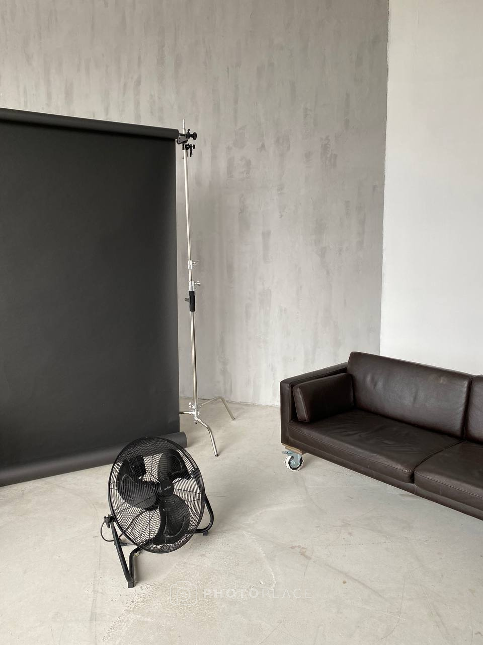 Фотостудия SVET в Казани: расписание и цены на аренду студии